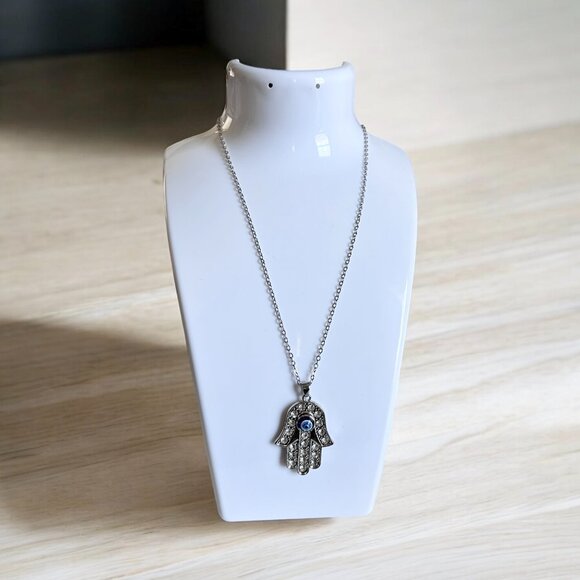 Palm Protection Pendant Necklace - Picture 4 of 7